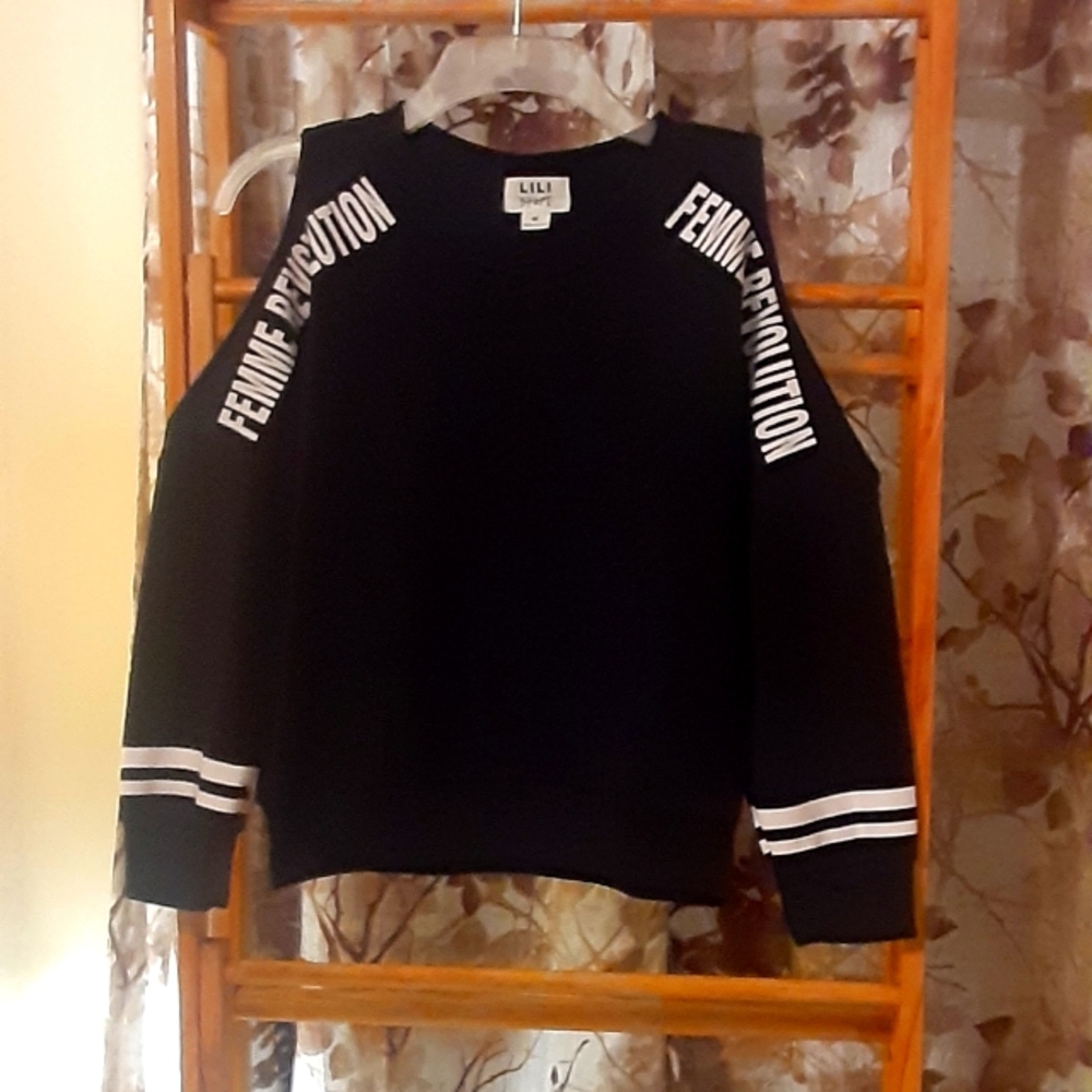Sweatshirt with cut-out by Lili Sport